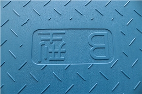 1311吹塑九脚托盘