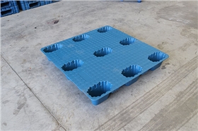 1111九脚吹塑托盘